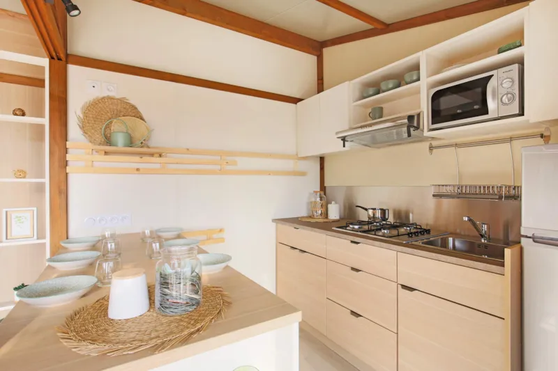 Gamme Family Chalet Portland- Grande Baie Vitrée Pour Accéder À La Terrasse : Luminosité Garantie!