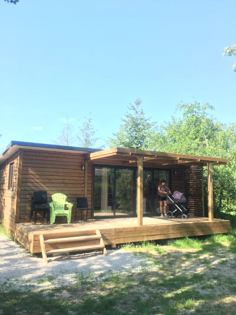 Gamme Family Chalet Portland- Grande Baie Vitrée Pour Accéder À La Terrasse : Luminosité Garantie!