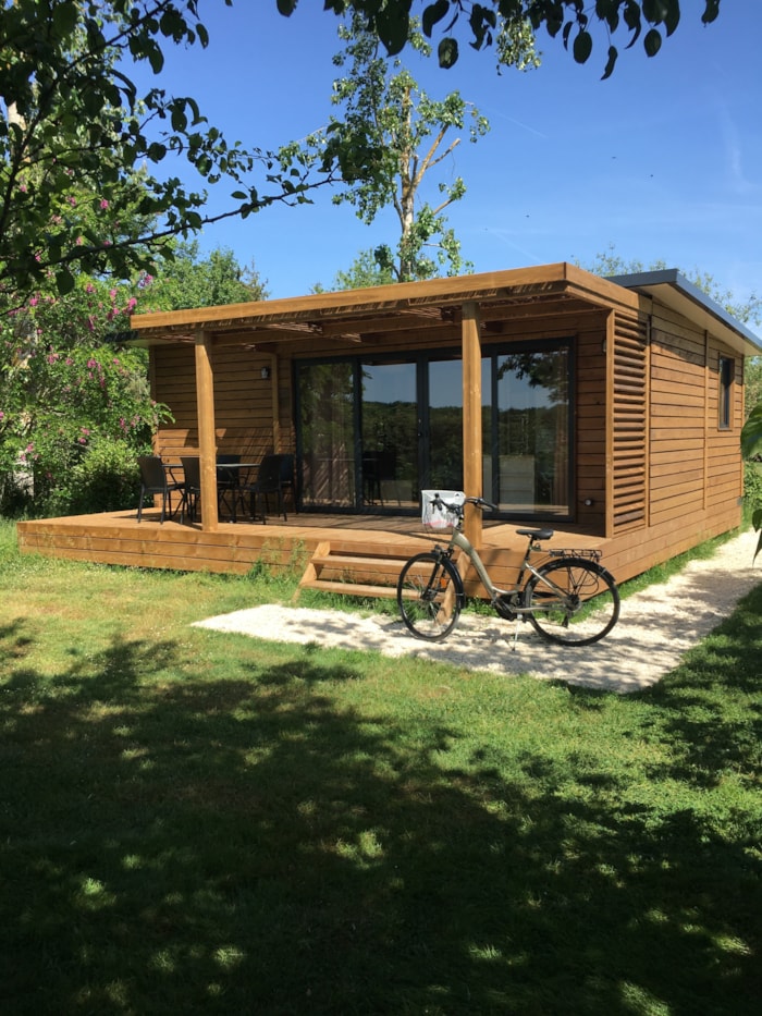 Gamme Family Chalet Portland- Grande Baie Vitrée Pour Accéder À La Terrasse : Luminosité Garantie!