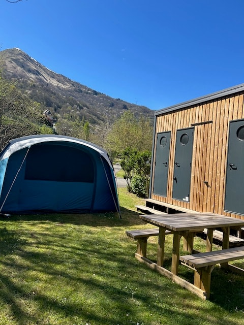 emplacement Prenium 100 m² avec sanitaire indivuduel