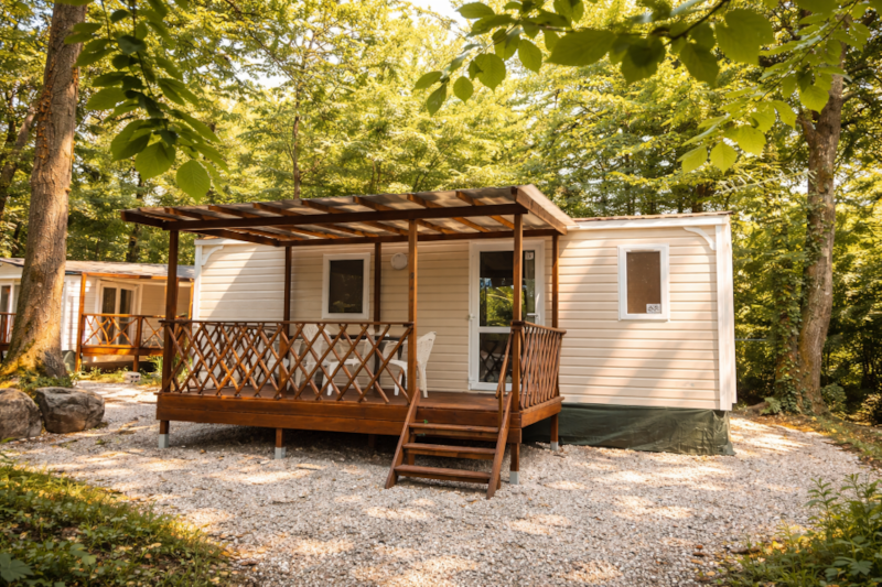 Mobilheim KLEINES BUDGET -  2 Schlafzimmer + Terrasse-Klimaanlage und TV inklusive