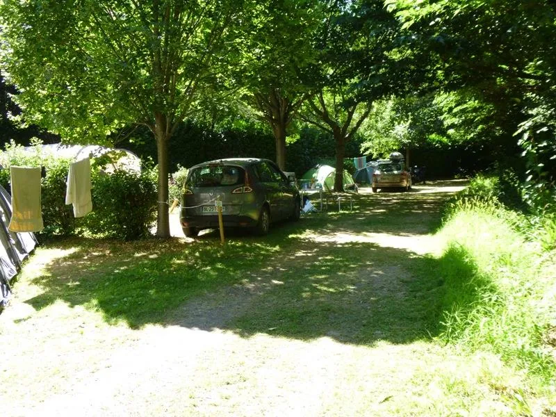 Forfait Duo: Emplacement Avec Électricité 6A + 1 Voiture