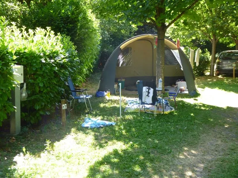 Forfait Duo: Emplacement Avec Électricité 6A + 1 Voiture