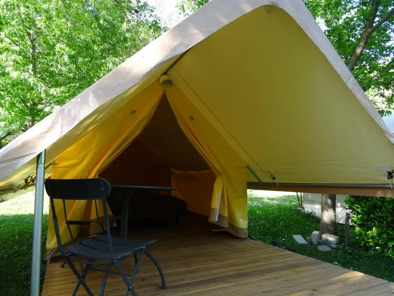 Canada Treck 12M² / 1 Chambre Sans Sanitaire