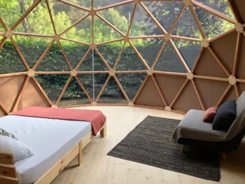 Location - Nouveauté : Un Dôme Géodésique Pour Une Immersion Nature Avec Le Ciel Étoilé Pour Décor Nocturne - Camping Le Mouretou