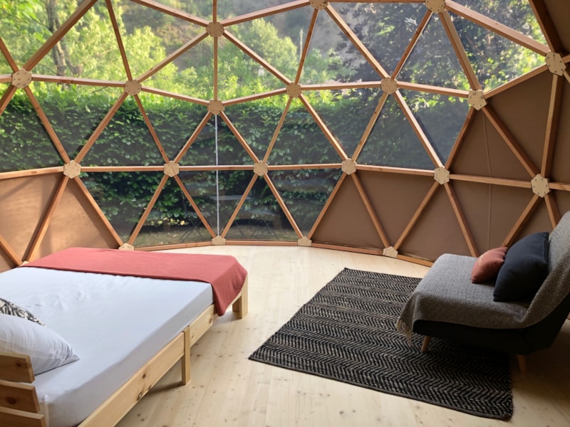 New: a geodesic dome for a natural immersion experience with the starry night sky as a backdrop