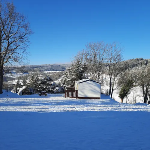 Huuraccommodatie(s) - Stacaravan Met 2 Slaapkamers "Soleil Levant" Met Sanitair - image n°5 - Camping Le Soleillant