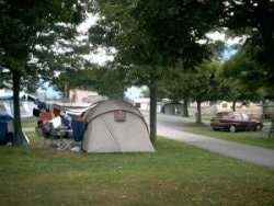 Stellplatz - Stellplatz - Camping ARTIGUETTE