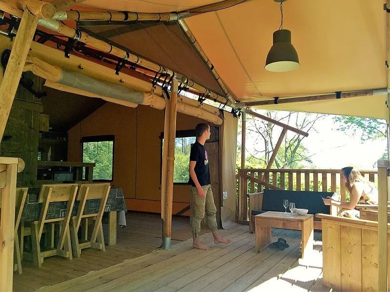 Luxury Lodge