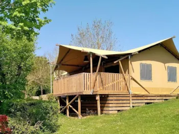 Mietunterkunft - Luxury Lodge - Camping PRE FIXE