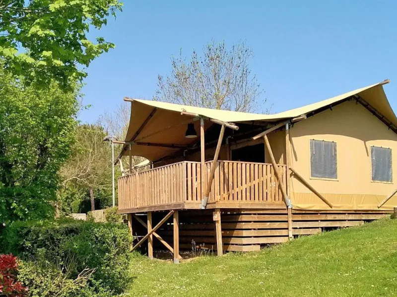 Luxury Lodge