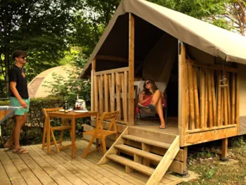 Mietunterkunft - Mini Lodge The Nest - Camping PRE FIXE