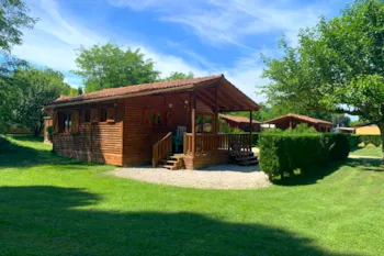 Mietunterkunft - Das Chalet Le Palace Mit 3 Schlafzimmern - Camping Le Casties