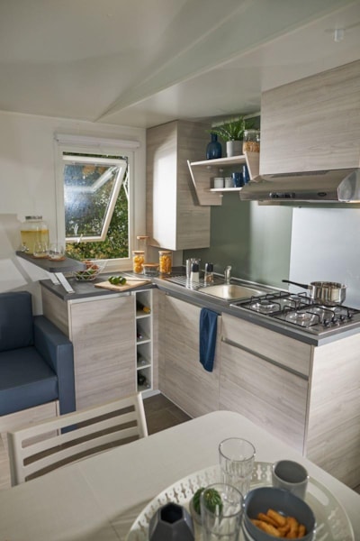 Home Flower Premium 32m² 3 bedrooms + terrace + Dishwasher + TV + air-conditioning