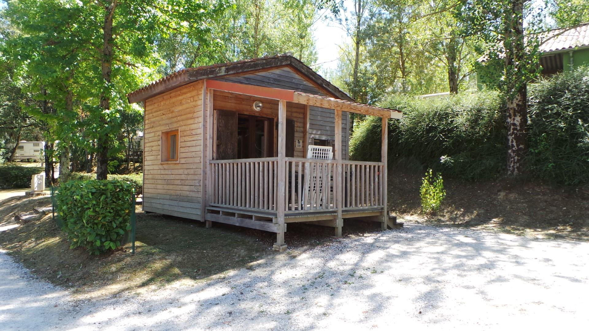 Location - Chalet Standard 15M² 1 Chambre + Terrasse + Tv - Camping du Lac de la Thésauque