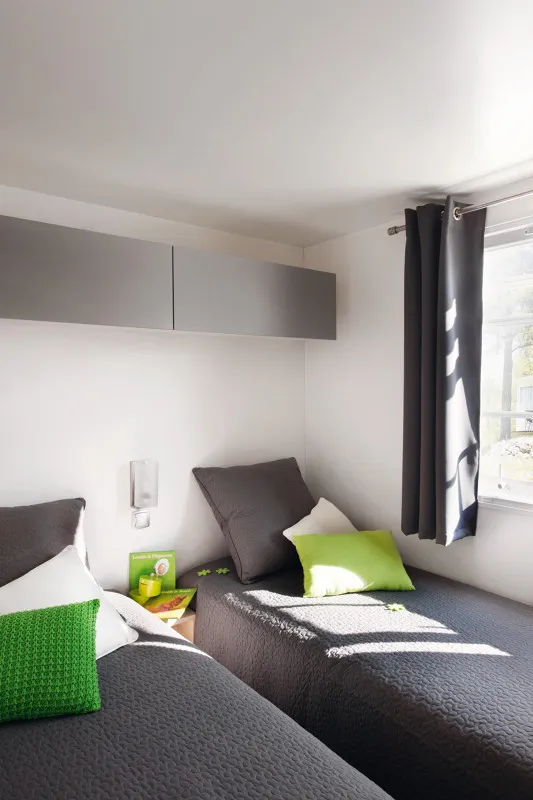 Mobil-Home Confort 33M² 2 Chambres + Climatisation + Tv + Lv + Terrasse Couverte – Arrivée Dimanche