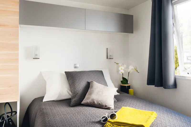 Mobil-Home Confort 33M² 2 Chambres + Climatisation + Tv + Lv + Terrasse Couverte – Arrivée Dimanche