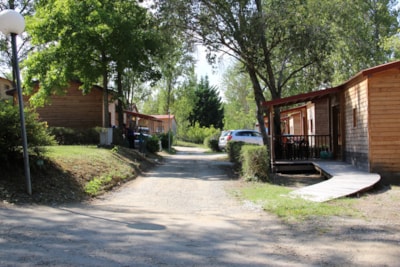 Chalet Confort 35m² 1 bedroom - air-co +TV + terrace - adapted to the people with reduced mobility