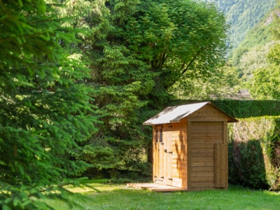 Premium pitch with individual sanitary facilities