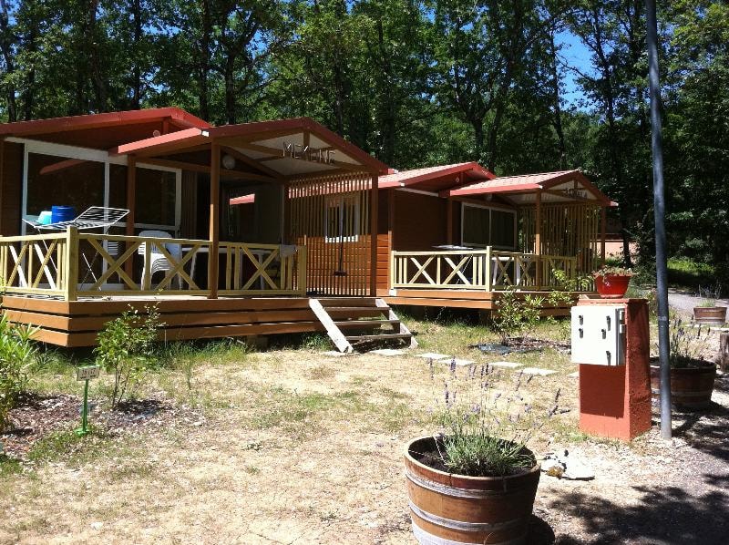 Chalet Moréa 25m² con terrazza e aria condizionata