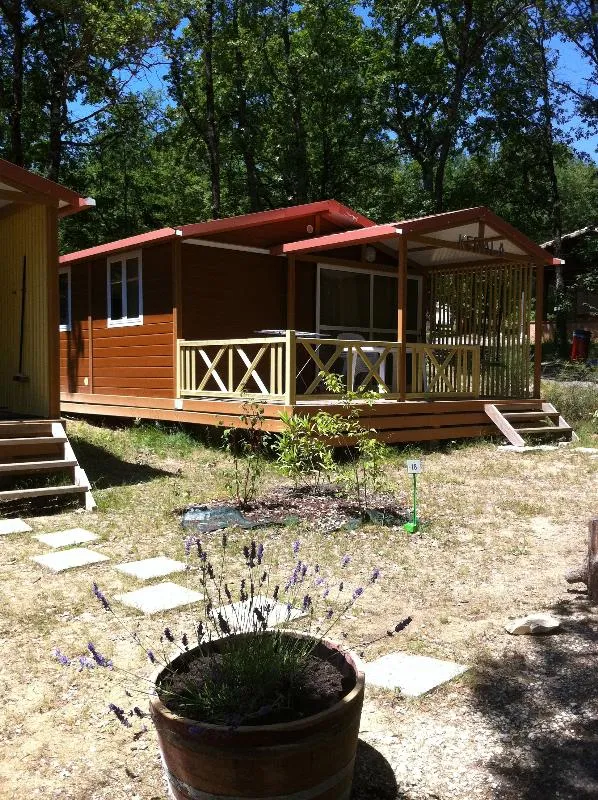 Chalet Moréa 25M² Avec Terrasse Et Climatisation