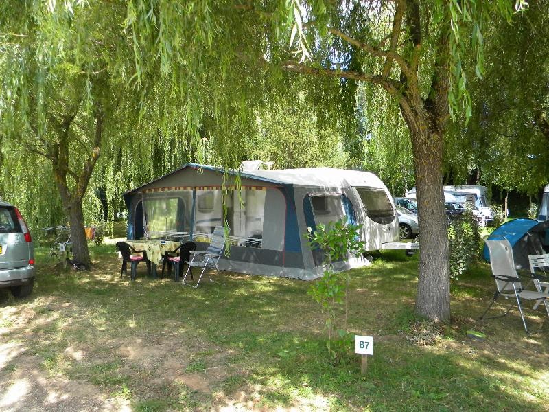 Camping Les Catalpas — Photo 4