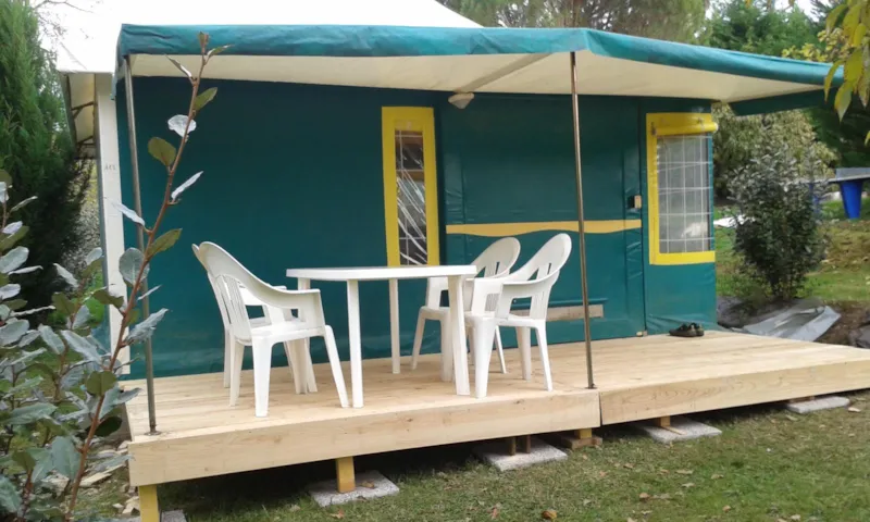 B 15 Bungalow Toilé 2 Ch  ( Sans Santaires)