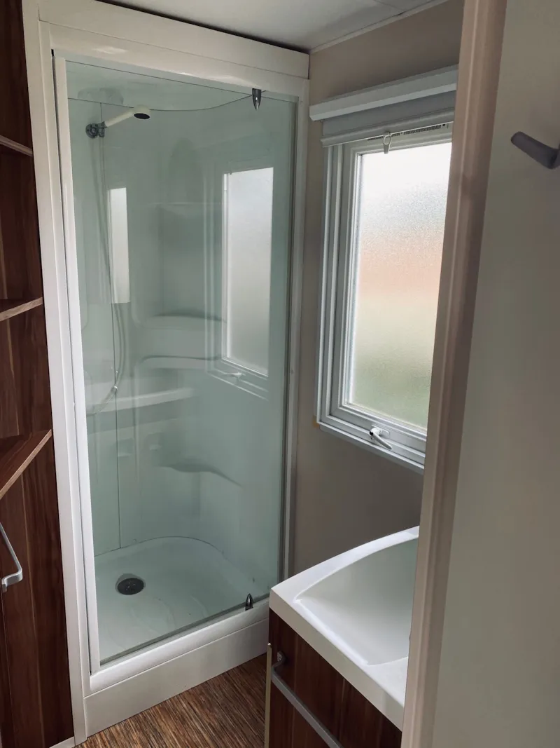 H14  Mobilhome 2Ch Clim Terrasse Intégree