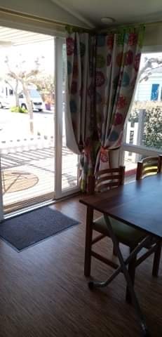 H 13 MOBIL HOME 2 bedrooms - Air-conditioning -Integrated terrace