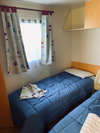 H 07 Mobilhome with air conditioning - 2 bedrooms - Large terrace