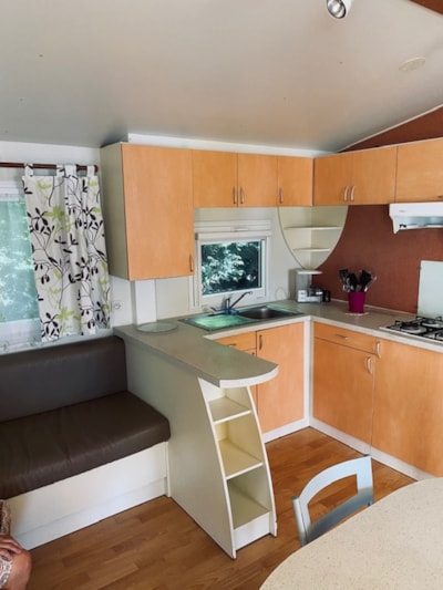 H 07 Mobilhome with air conditioning - 2 bedrooms - Large terrace