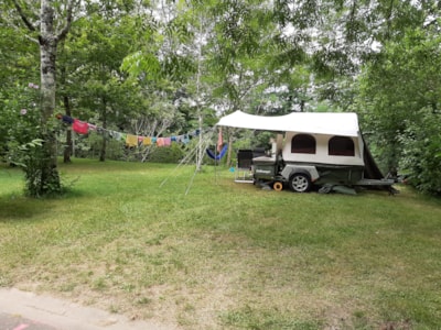 Pitch : car + tent/caravan or camping-car — 7