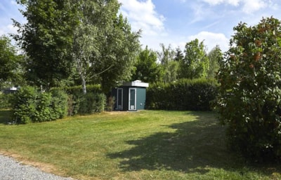 Premium pitch- electricity 12A, private sanitary facilities, 12A