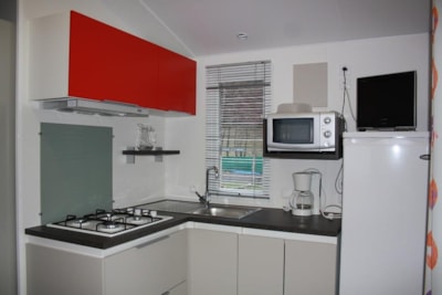 Mobil home 2 bedrooms + sheltered terrace- PANAMA