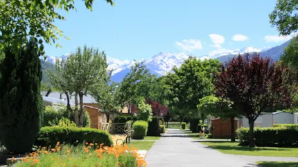 Camping LE PYRENEEN - Camping2Be