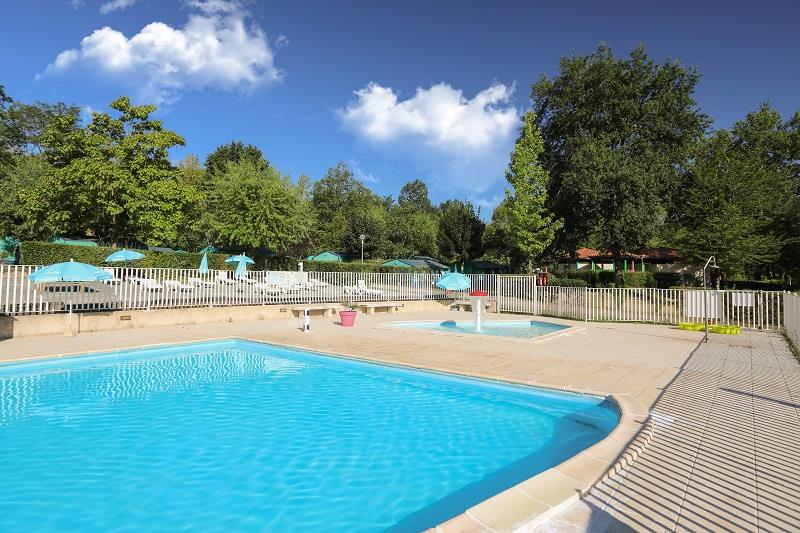  Camping Le Repaire - Thiviers