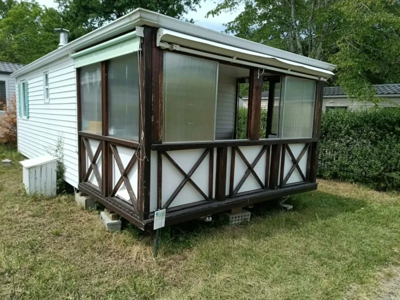 Petit Mobil-Home 2 Chambres - Terrasse En Bois Non Couverte - 20M² (R14 - 038)