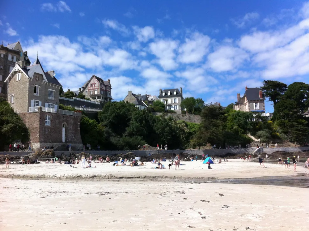 Camping Des Hautes Grées