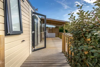 Location - Mobil Home Confort  3 Chambres Avec Terrasse - Camping Des Hautes Grées