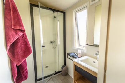 Comfort mobile home - 2 bedrooms with terrace — 3
