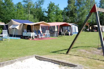 Stellplatz - Stellplatz Standard: Auto + Zelt/Wohnwagen Oder Wohnmobil + Strom + Wasser - Camping De Tien Heugten