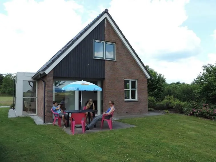 Accommodation - Ellertsveld Bungalow | 8 Persons - Camping De Tien Heugten