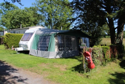 Comfort pitch + electricity + water — 5