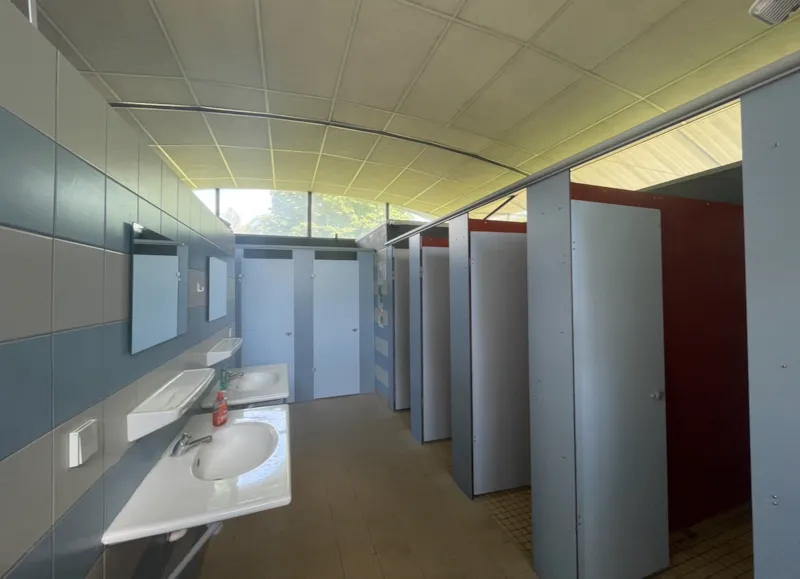 Emplacement Nu Cycliste Ou Randonneur - Sans Véhicule À Moteur