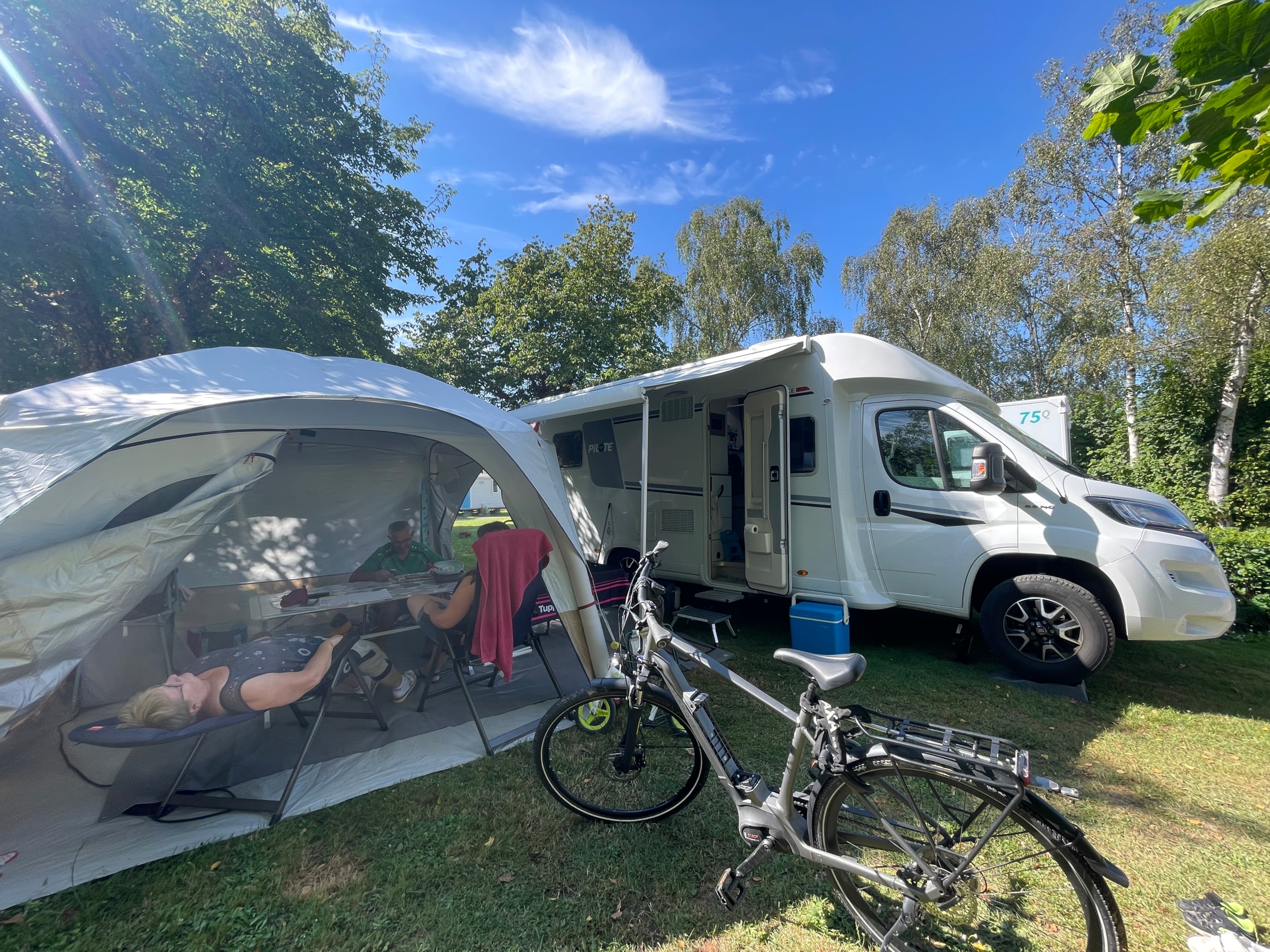 Camping La Venise de l'Ouest — Foto 1