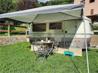 Vintage Caravan