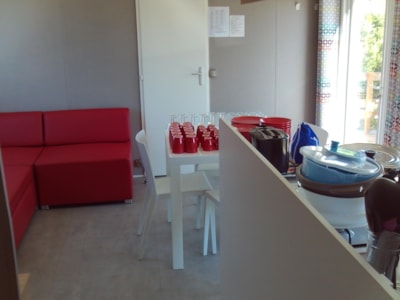 Mobil-home Luxe - 40 m² - 3 bedrooms- 2 toilets / 2 bathrooms - Air conditioning / Dishwasher