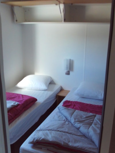 Mobil-home Luxe - 40 m² - 3 bedrooms- 2 toilets / 2 bathrooms - Air conditioning / Dishwasher
