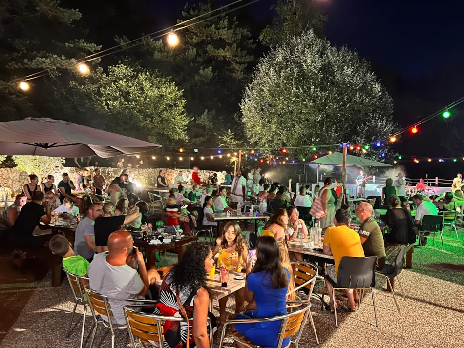 CAMPING LES 3 SOURCES MAEVA ESCAPADES