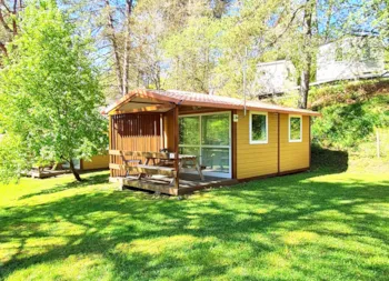 Location - Chalet 2 Chambres - CAMPING LES 3 SOURCES MAEVA ESCAPADES